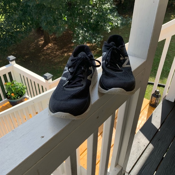 New balance Women’s Sz 10.5 - Picture 4 of 5